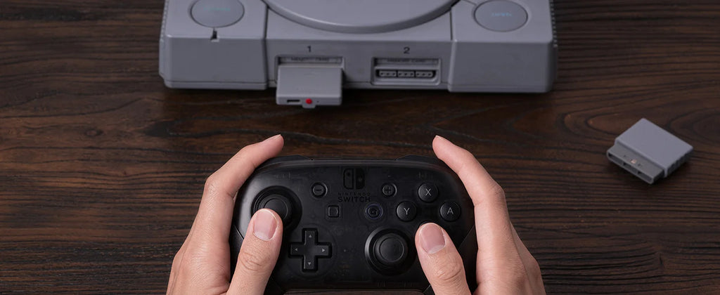 8BitDo Retro Receiver Adapter Dongle for PS1 PS2 Windows Support Xbox Series / Xbox One Controller Switch PS5 PS4 Gamepad